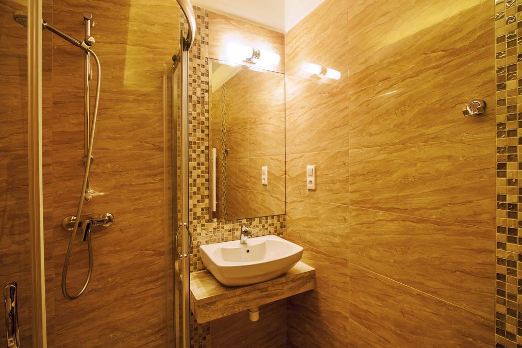 Hotel Tatarscy Kalwaria Zebrzydowska Zimmer foto