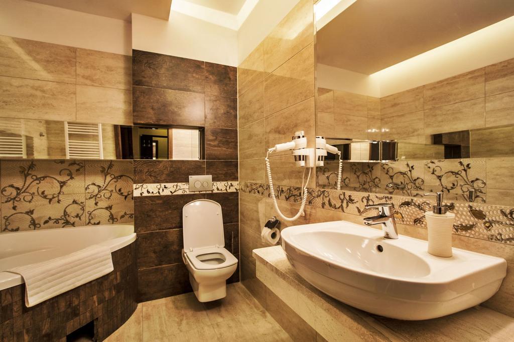 Hotel Tatarscy Kalwaria Zebrzydowska Zimmer foto