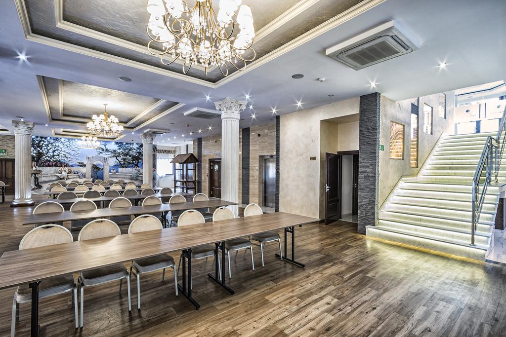Hotel Tatarscy Kalwaria Zebrzydowska Exterior foto